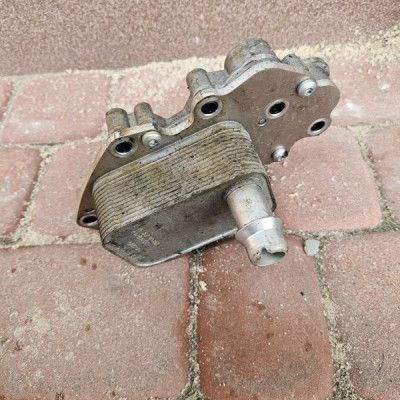 Chłodniczka oleju podstawa chłodnica 1.6CDTI Opel Meriva B 55599943