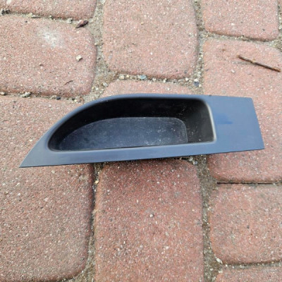 Raczka dekor boczka tył tylnego osłona uchwyt Opel Astra J 4 IV 13258637