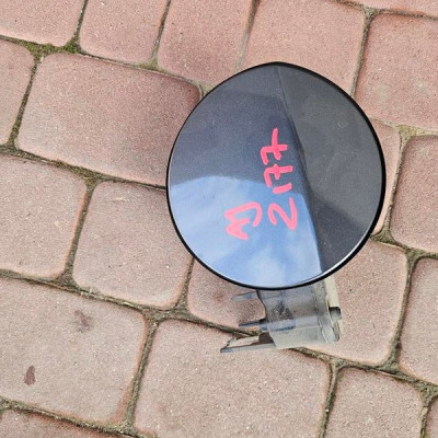 Klapka wlewu paliwa osłona wlew Z177 Opel Astra J 4 IV 13281392