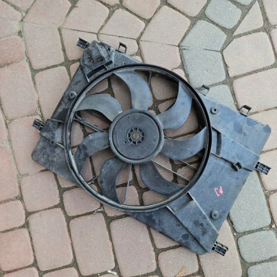 Wentylator chłodnic obudowa 1.7CDTI Opel Astra J 4 IV 13250332 0130308404