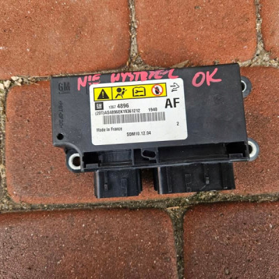 Moduł sterownik AIRBAG poduszek NIEWYSTRZELONY Opel Astra J 4 IV 13574896