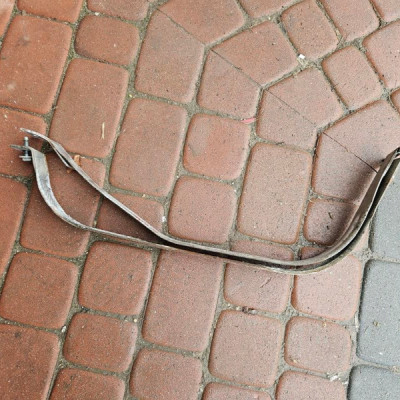 Mocowanie zbiornika paliwa obejmy Opel Astra J 4 IV 13254757 13254758