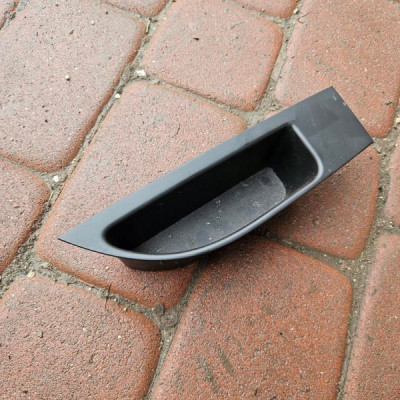 Raczka dekor boczka tył tylnego osłona uchwyt Opel Astra J 4 IV 13258638