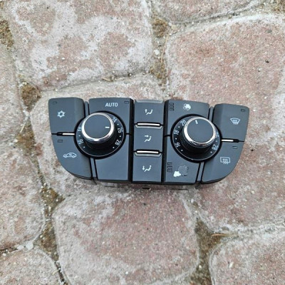 Panel sterownik nawiewu klimatyzacji nadmuchu Opel Astra J 4 IV 13343707