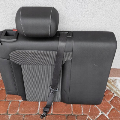 Kanapa oparcie fotela tył tylne HB 5 drzwi półskóra Opel Astra J 4 IV