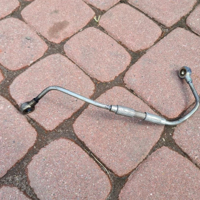 Przewód olejowy oleju rura turbosprężarki 1.3 1.3d CDTI Opel Astra J 4 IV