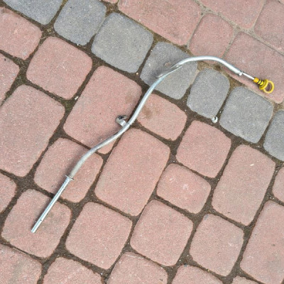 Bagnet miarka oleju 1.3 1.3d CDTI Opel Astra J 4 IV MERIVA CORSA