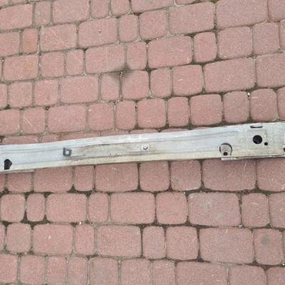 Belka zderzaka tylnego tył HB 5 drzwi wzmocnienie Opel Astra J 4 IV