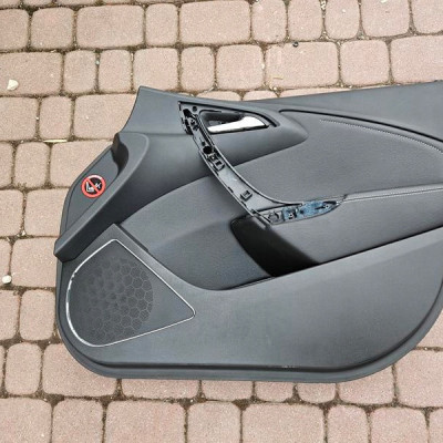 Boczek tapicerka drzwi przód przednia skóra EUROPA Opel Astra J 4 IV