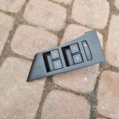 Przełącznik szyb lewy sterowanie włącznik EUROPA Opel Astra J 4 IV 13305011