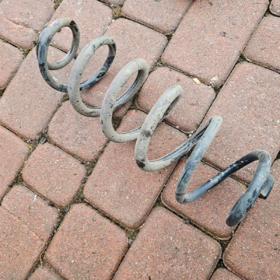 Sprężyna tył tylna zawieszenia 1.8 TOYOTA CH-R CHR C-HR