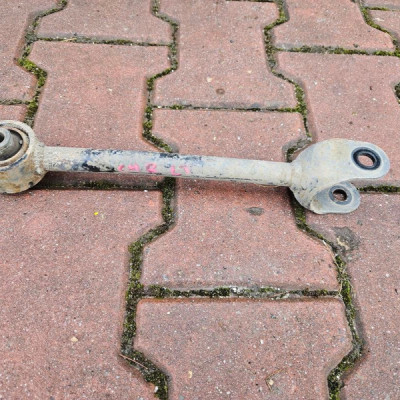 Wahacz tył tylny lewy zawieszenie tylne TOYOTA CH-R CHR C-HR