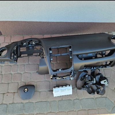 Deska konsola pasy poduszka AIRBAG ORYGINAL RENAULT CLIO IV 4