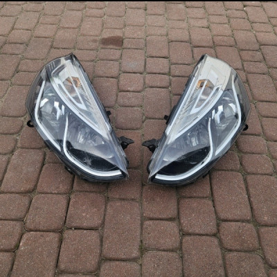 Lampa lampy LIFT prawa lewa EUROPA 260608367R 260100653R RENAULT CLIO IV 4