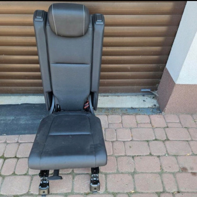 Fotel tył tylny kanapa oparcie siedzisko 2 3 rząd Opel Zafira C