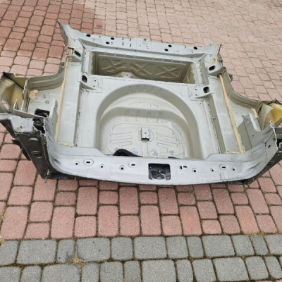 Cwiartka błotnik próg podłóżnica kombi wanna pas tylny Opel Astra K