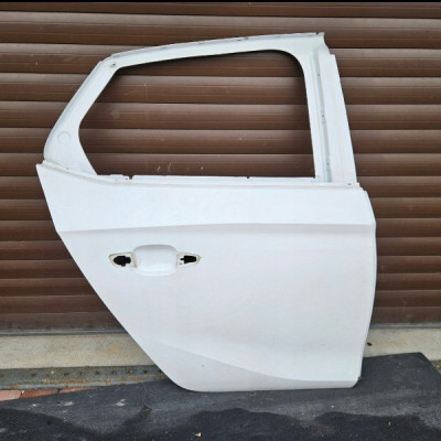 Drzwi tył tylne prawe IGŁA biale KVC Peugeot Opel Corsa F