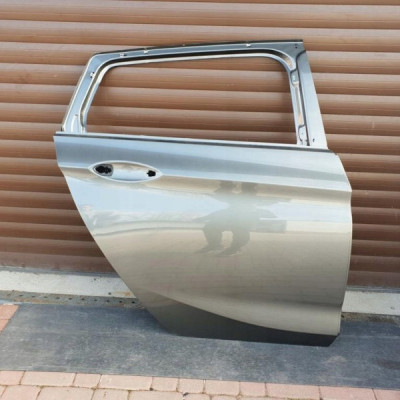 Drzwi tył tylne kombi prawe Opel Astra K Z10a IGŁA