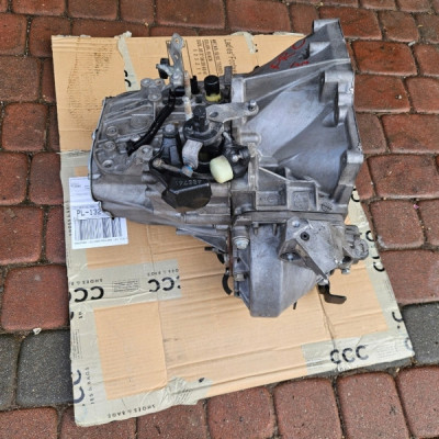 Skrzynia biegów 5-biegow 9805625610 1.5 HDI PROACE CITY OPEL COMBO 20MB48