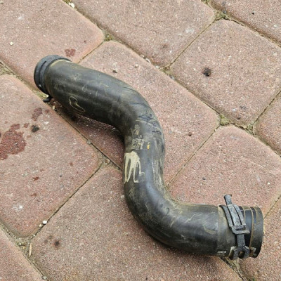 Przewód rura wąz wody 2.0D 174KM 22R Opel Insignia B FL 39144352