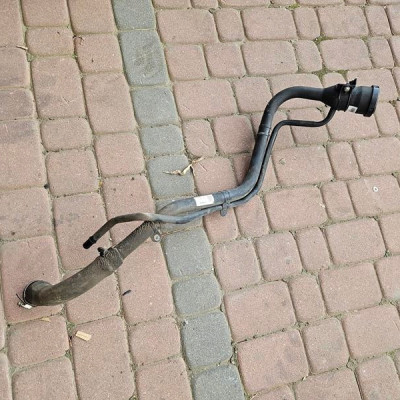 Wlew paliwa rura EU Opel Insignia B FL 84828554