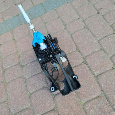 Wybierak lewarek zmiany biegów Opel Insignia B FL 55509153 55506448