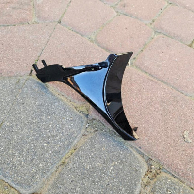 Listwa dekor deski ambiente czarna wykonczenie Opel Insignia B FL YR003610