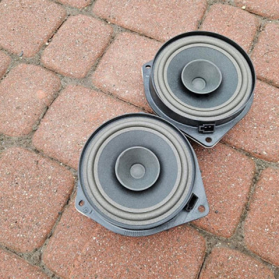 Głośnik tył tylny Corsa D osłona Opel Corsa E 55701248