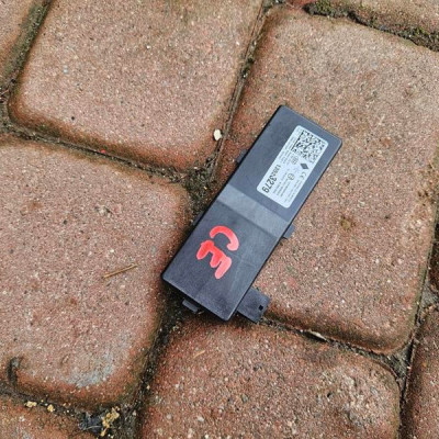 Moduł sterownik anteny zamka centralnego Opel Corsa E 13523279