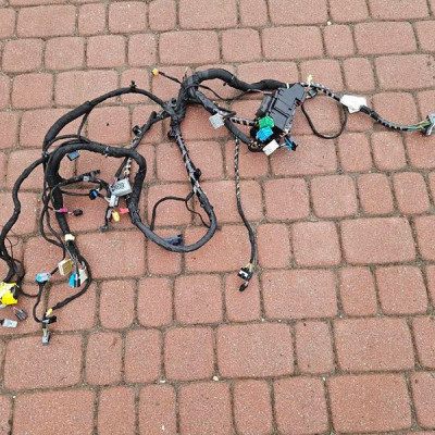 Instalacja wiązka deski nawigacja navi Opel Corsa E 39057536 57WKBD