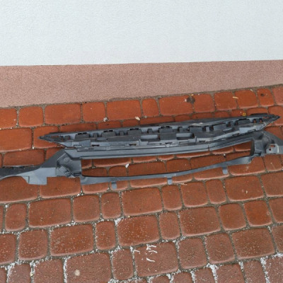 Wzmocnienie zderzaka przód przednie Opel Corsa F E- Corsa