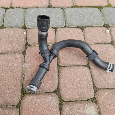 Przewód rura wąż wody 2.0D 174KM LSQ Opel Insignia B FL 39144375