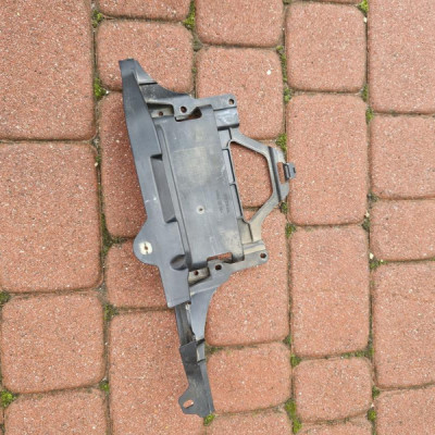 Uchwyt mocowanie komputera silnika 1.3D Opel Corsa D 13301661