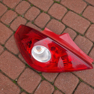 Lampa tył tna lewa 3drzwi EU Opel Corsa D 13186350