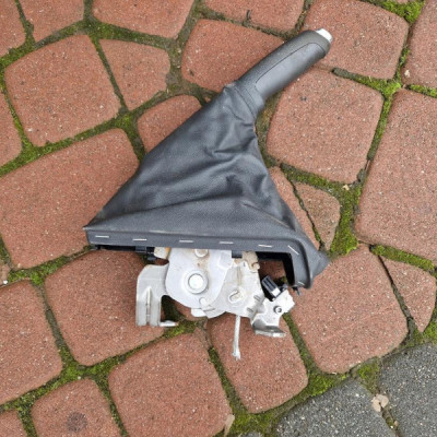 Dzwignia hamulca ręcznego mieszek EU Opel Corsa D 13255754