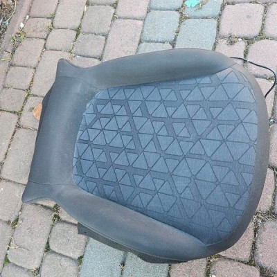 Oparcie siedzisko fotel mata grzewcza podgrzewane kierowcy Opel Corsa E