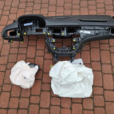 Deska konsola wystrzelona AIRBAG poduszka Opel Corsa E