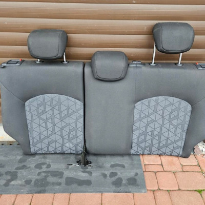 Kanapa tył tylna fotel oparcie siedzisko welur Opel Corsa E