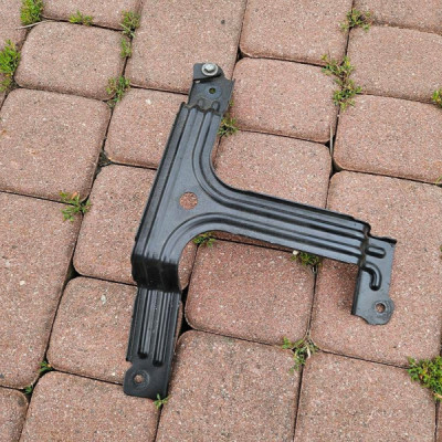 Uchwyt mocowanie akumulatora podstawa wspornik Opel Insignia B FL 84213684