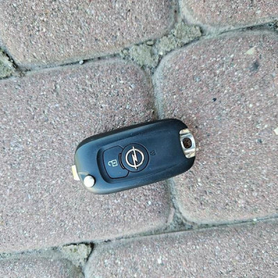 Kluczyk obudowa kluczyka scyzoryk EUROPA Opel Insignia B FL