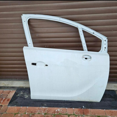 Drzwi przód przednie prawe biale Y40R Opel Meriva B