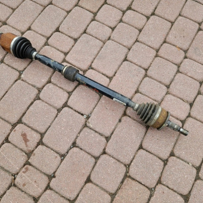 Półóś poloska 1.5d manual prawa ACGG Opel Astra K 39129238