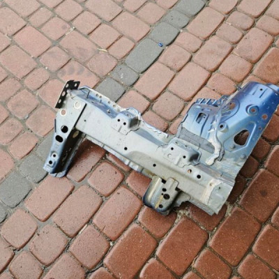 Podłóżnica przód przednia prawa cwiartka fartuch Opel Astra K