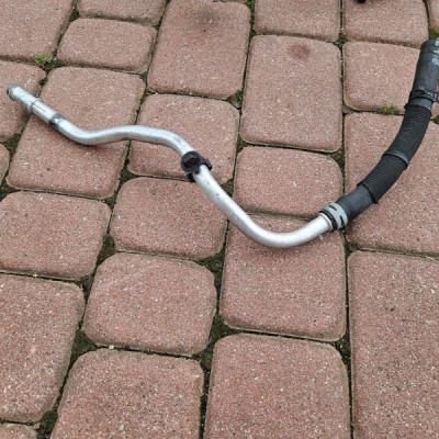 Przewód rura wąż wody 2.0D 174KM LSQ Opel Insignia B FL