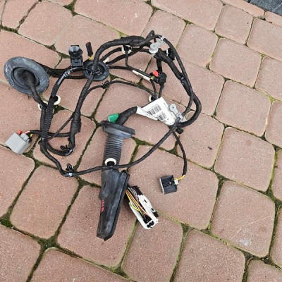 Instalacja wiązka drzwi przód przednia prawa Opel Insignia B FL YR00011580