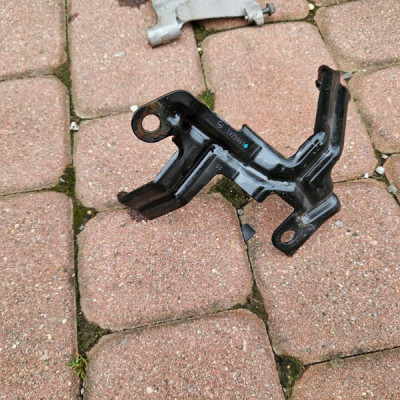 Uchwyt mocowanie 2.0D 174KM LSQ Opel Insignia B FL 39200811