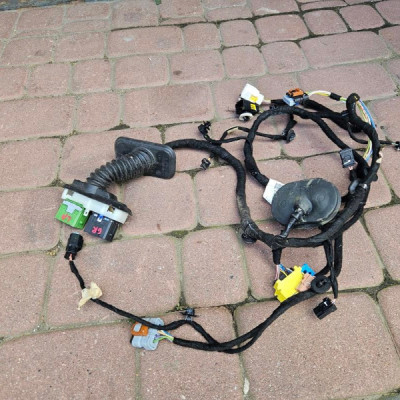 Instalacja wiązka drzwi przód przednia lewa OPEL GRANDLAND X 9827557280