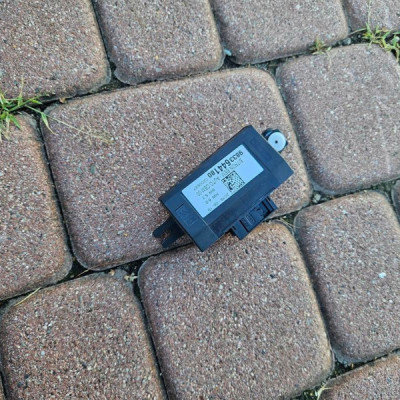 Moduł sterownik drzwi OPEL GRANDLAND X 9833644180