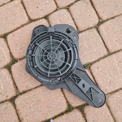 Głośnik tylny lewy tył OPEL GRANDLAND X 9813827180