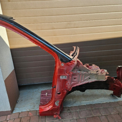 Cwiartka przód przednia prawa podłóżnica Toyota AYGO X 2024r